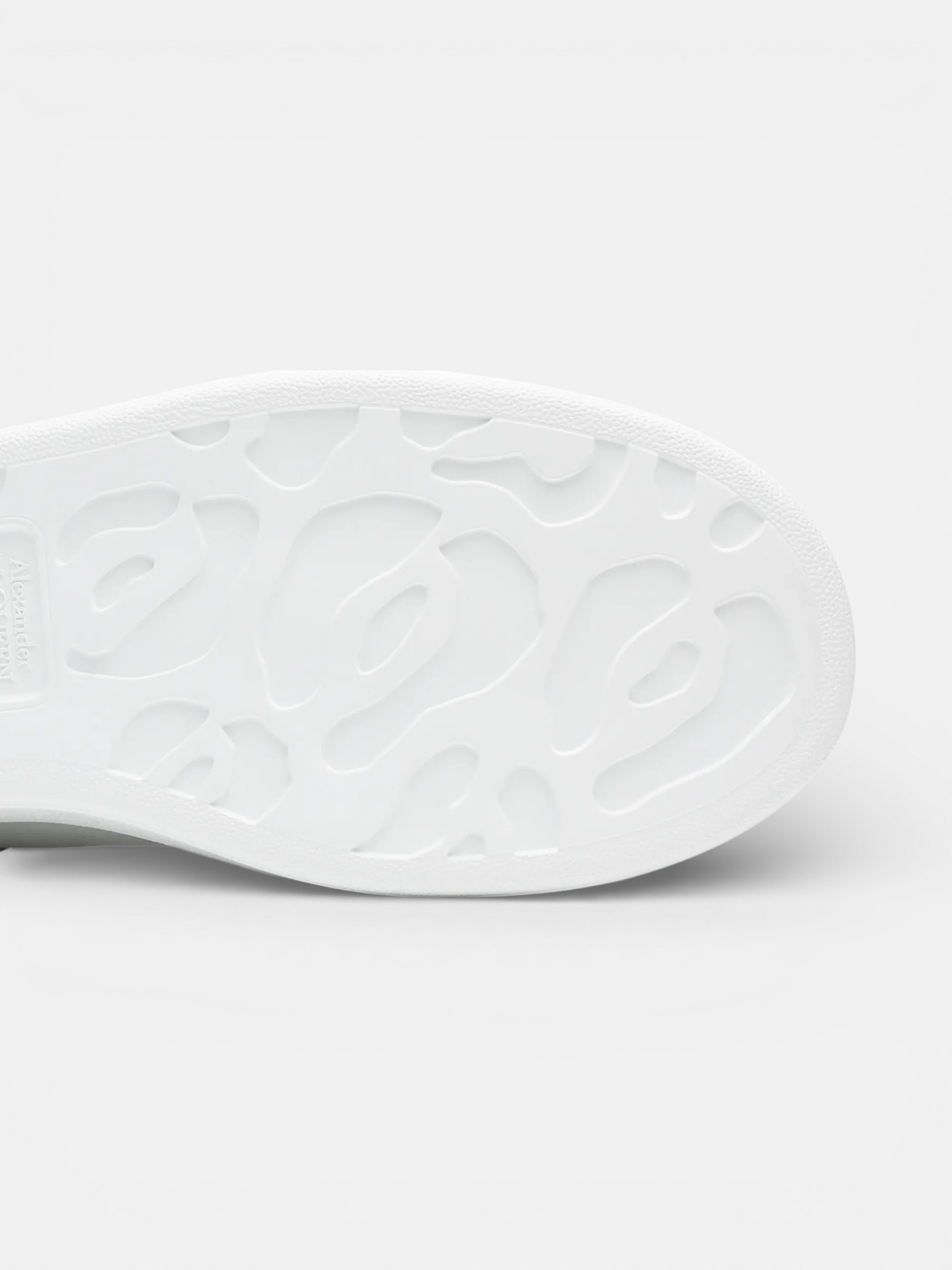 Alexander Alexander McQueen Sneaker White Paris Blue – detail view in premium quality with AA+ craftsmanship