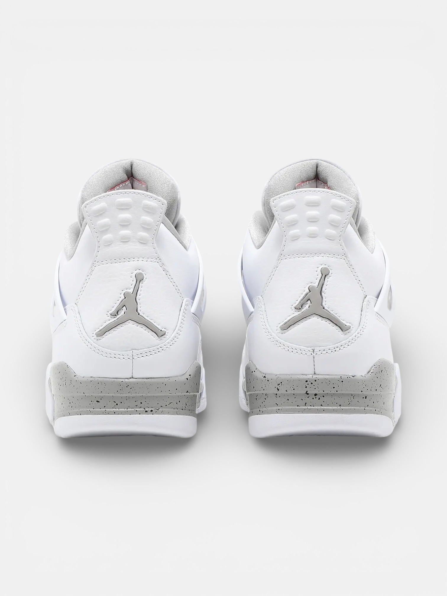 Jordan Jordan 4  Retro White Oreo – detail view in premium quality with AA+ craftsmanship