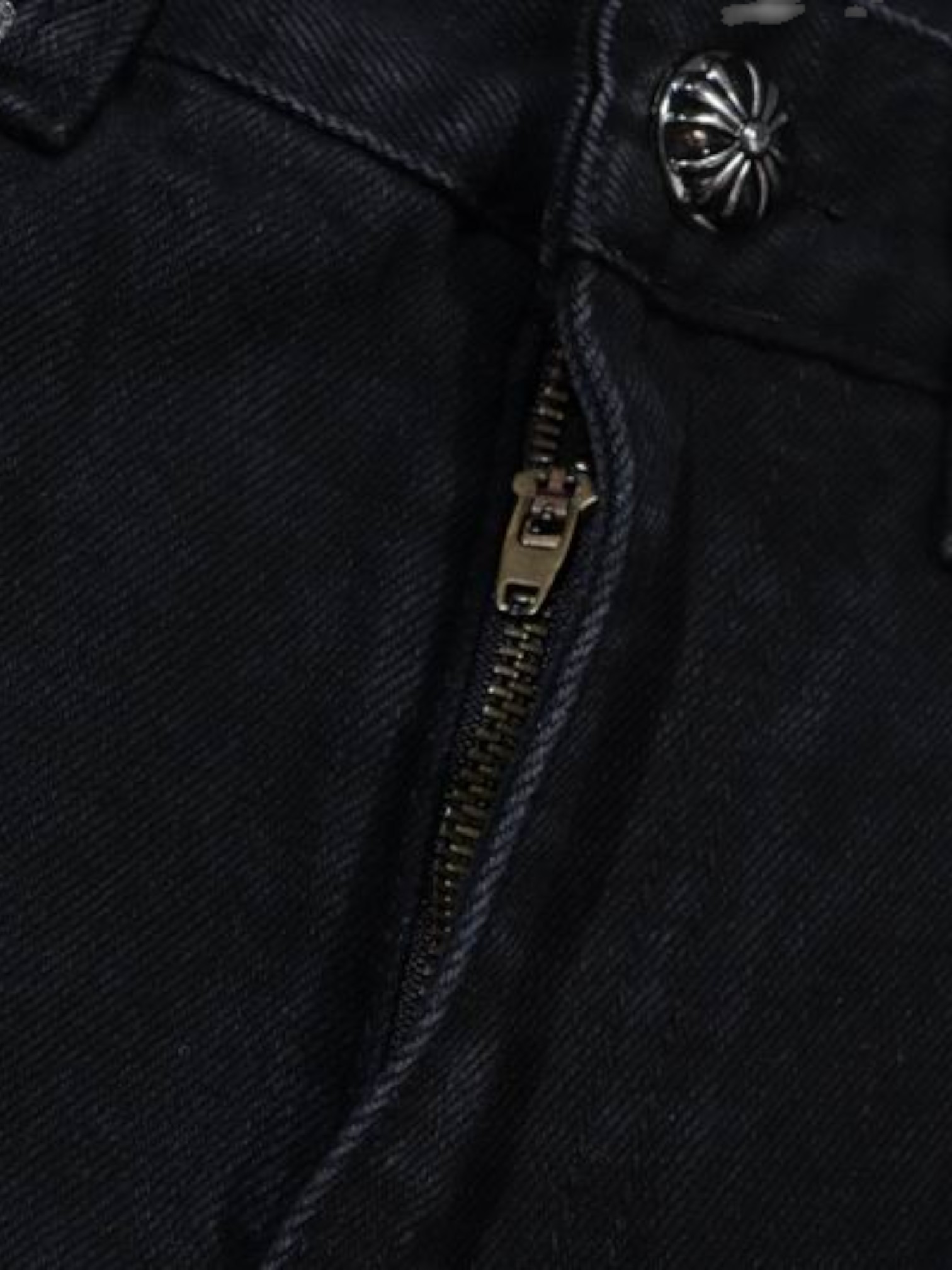 Chrome Chrome Hearts Contrast Cross Jeans Black – detail view in premium quality with AA+ craftsmanship
