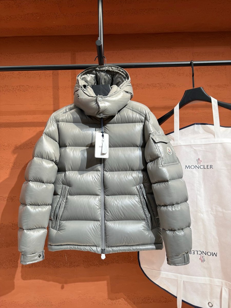 Moncler Puffer Jacket Light Grey - Preview