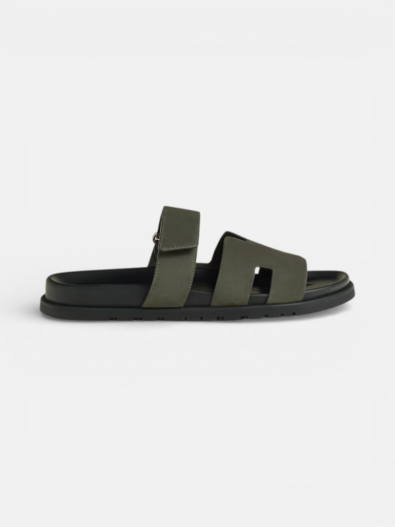 Hermes Hermes Chypre Sandal Vert Foret – side profile view in premium quality with AA+ craftsmanship