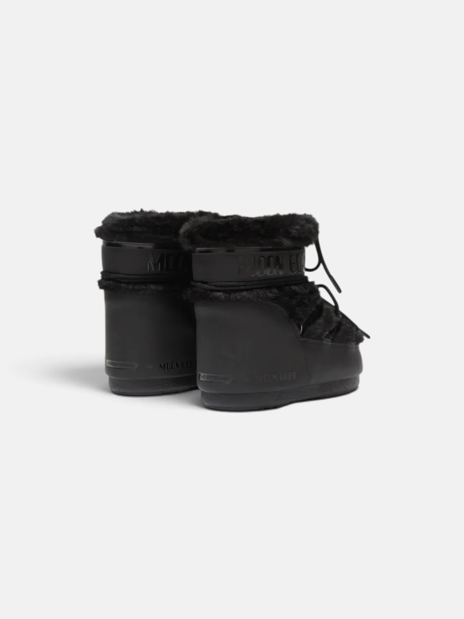 Moon Moon Boot Icon Low Faux-Fur Boots Black – side profile view in premium quality with AA+ craftsmanship
