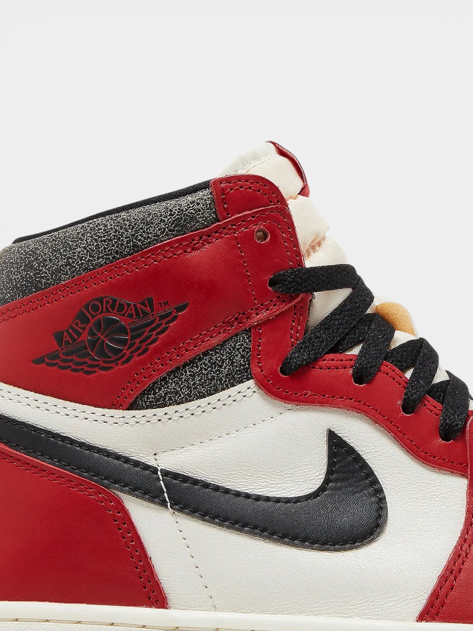 Jordan Jordan 1 Retro High OG Chicago Lost and Found – side profile view in premium quality with AA+ craftsmanship