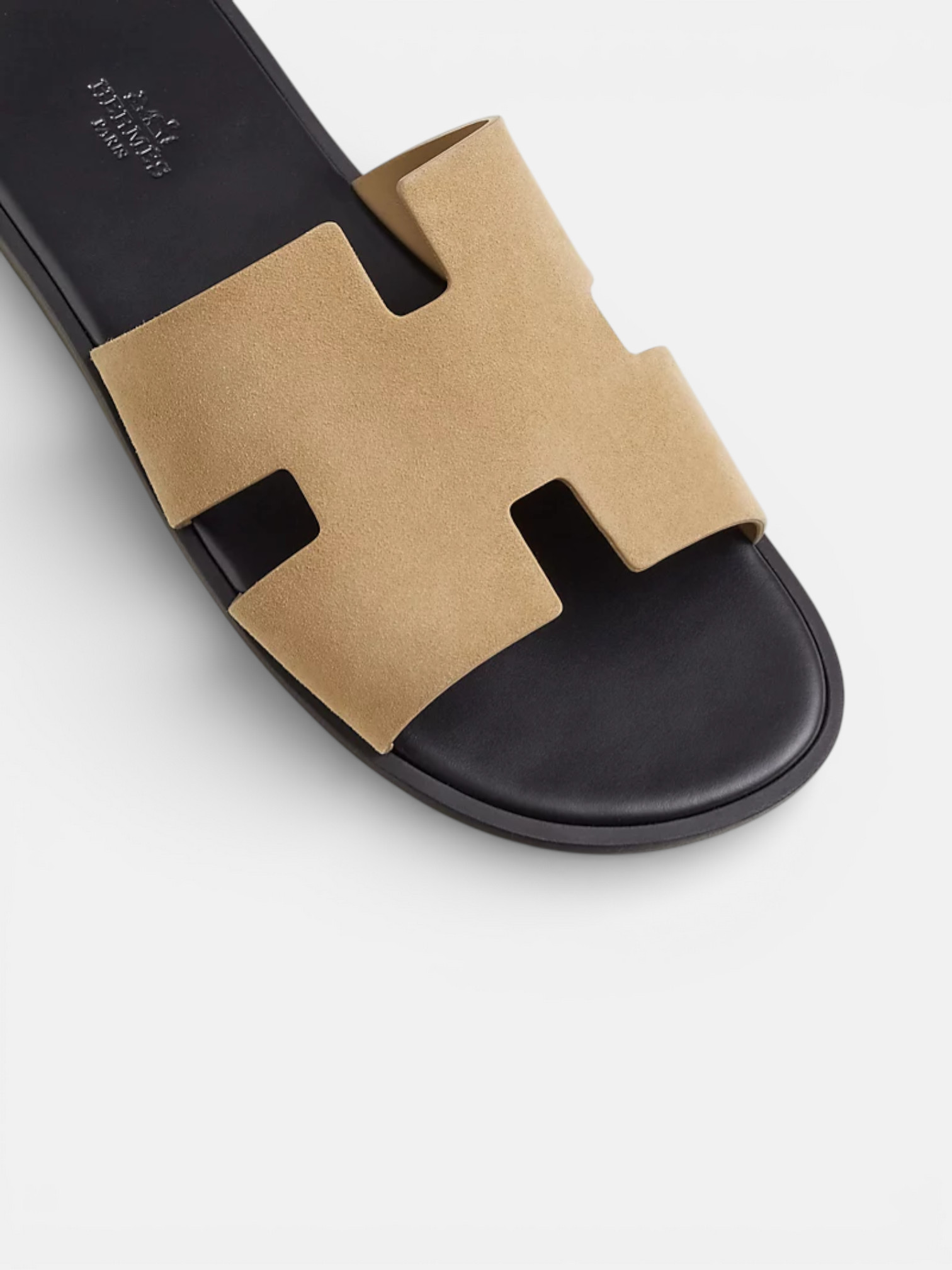 Hermes Hermes Izmir Sandal Beige Albatre – back view in premium quality with AA+ craftsmanship