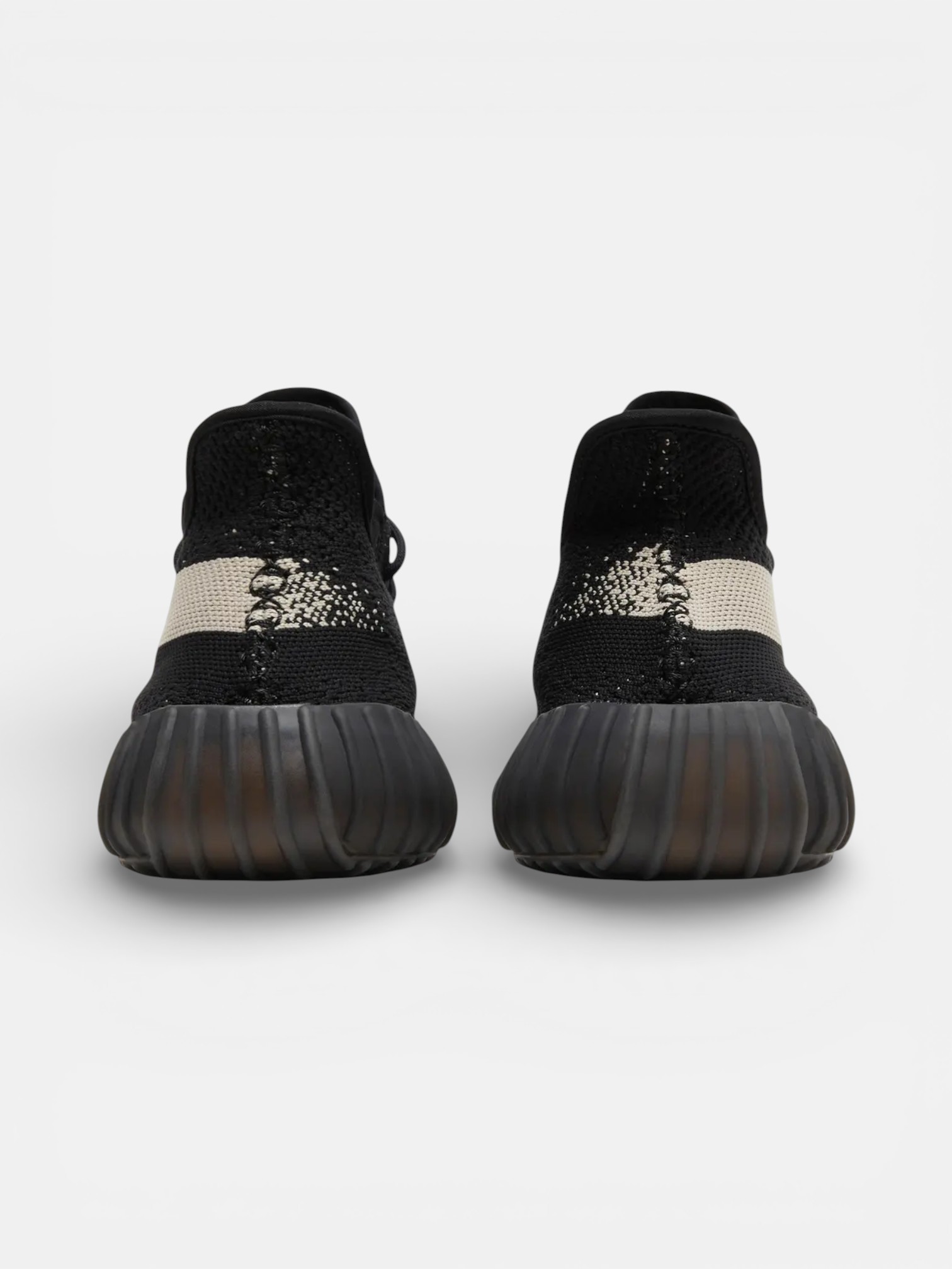 Adidas Adidas Yeezy Boost 350 V2 Oreo – detail view in premium quality with AA+ craftsmanship