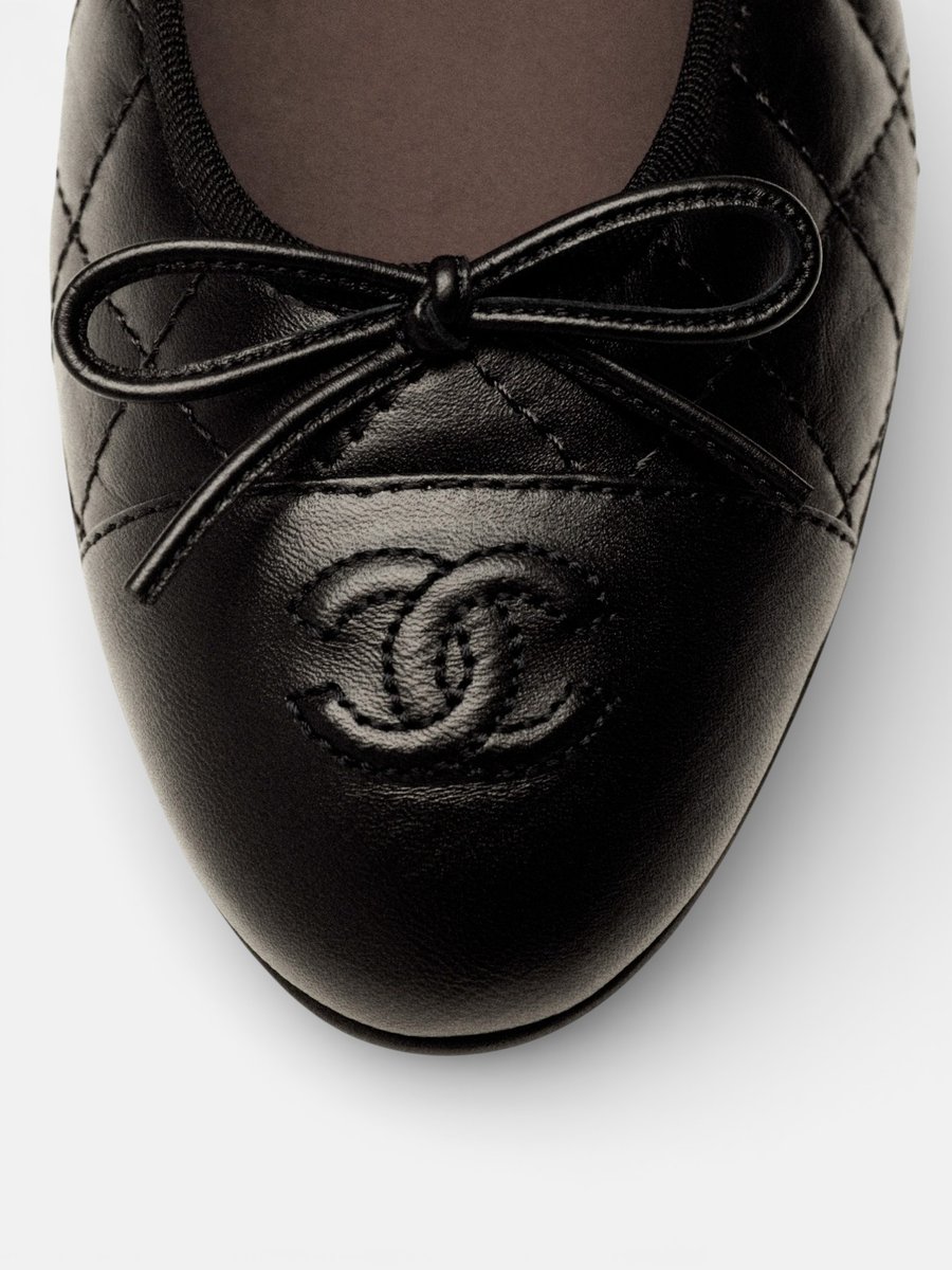 Chanel Ballet Flats Aged Calfskin - Preview