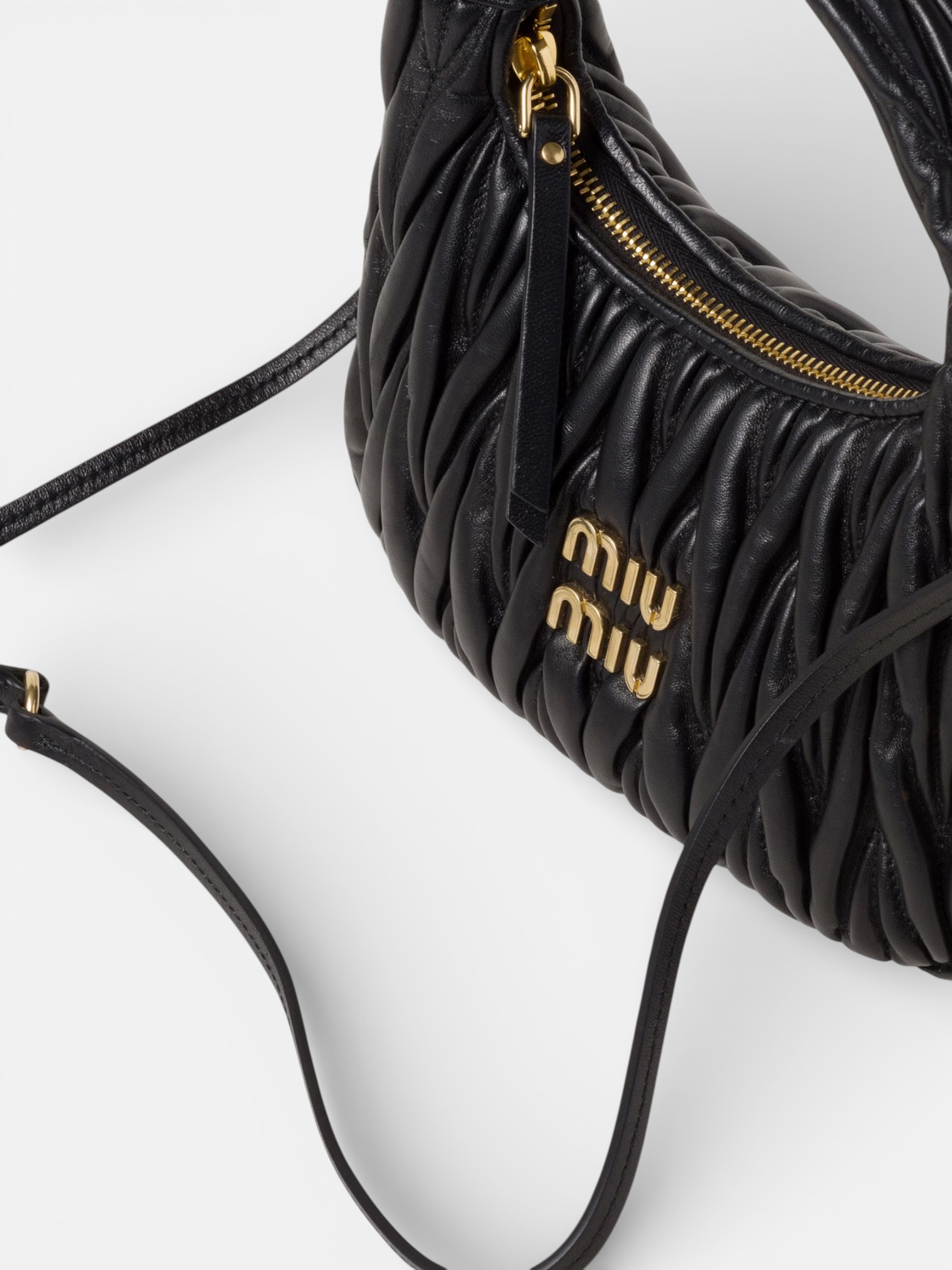 MiuMiu MiuMiu Wander Leather Bag Black – detail view in premium quality with AA+ craftsmanship