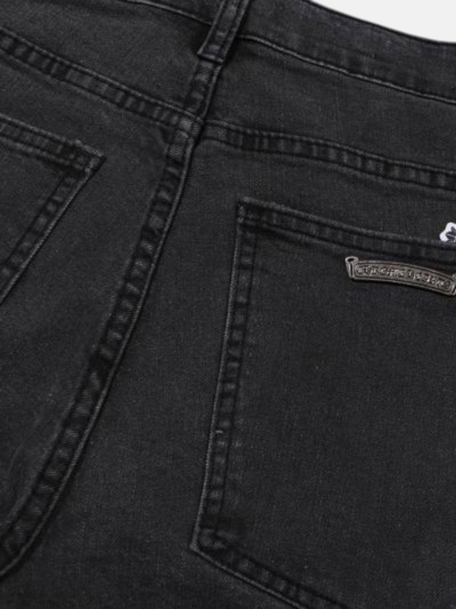 Chrome Chrome Hearts Cathedral Cross Jeans Charcoal – detail view in premium quality with AA+ craftsmanship