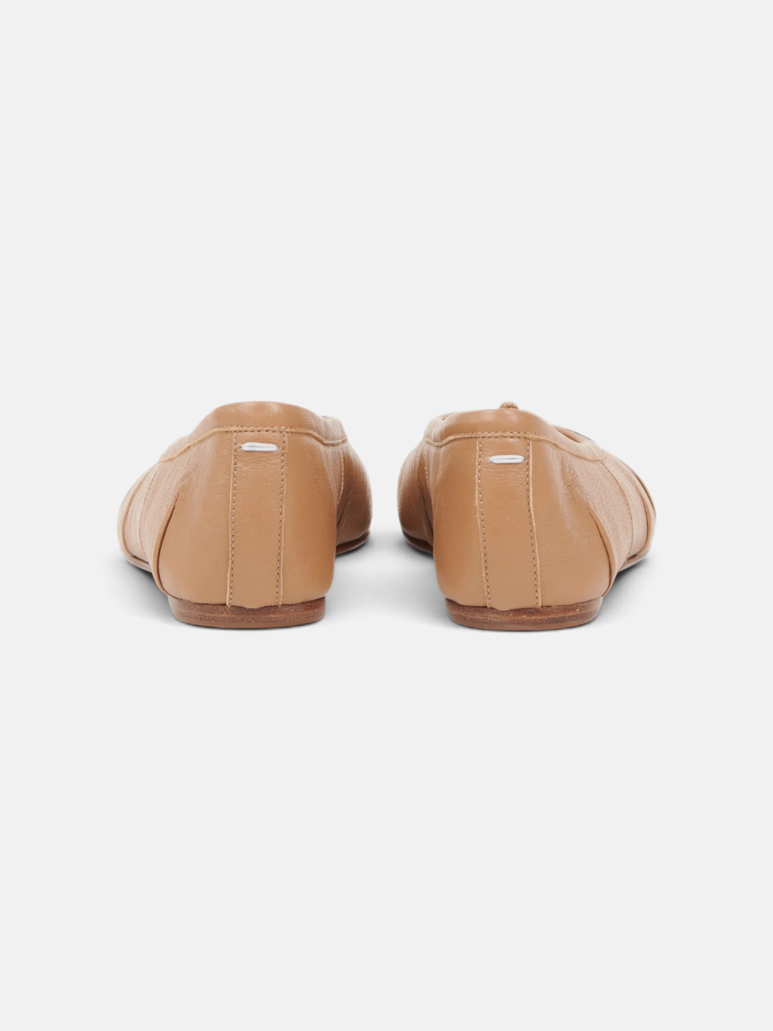 Maison Maison Margiela Tabi Ballerina Caramell – close-up detail view in premium quality with AA+ craftsmanship