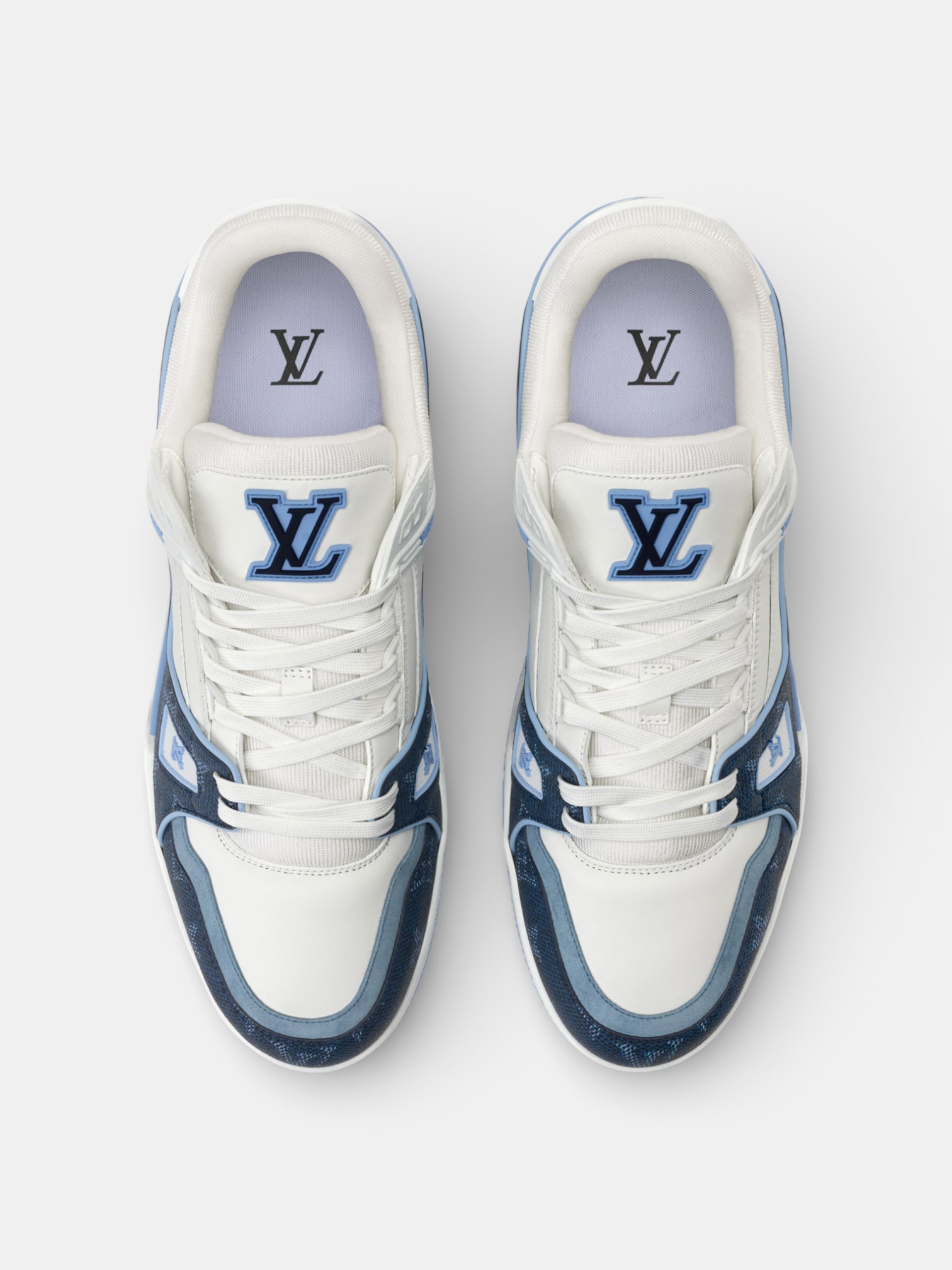 Louis Louis Vuitton Trainer White Blue – close-up detail view in premium quality with AA+ craftsmanship