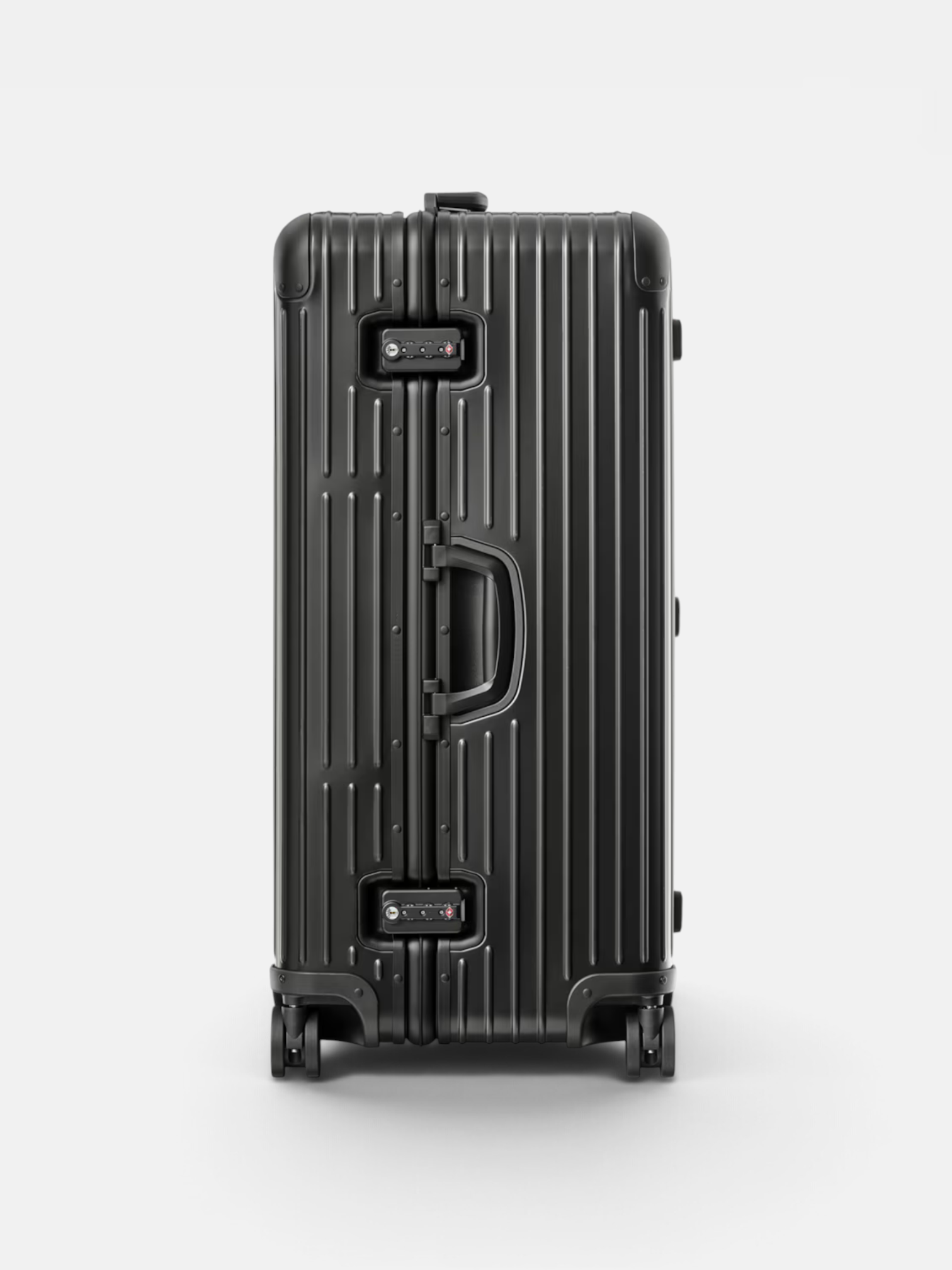 Rimowa Rimowa Trunk Plus Black – side profile view in premium quality with AA+ craftsmanship