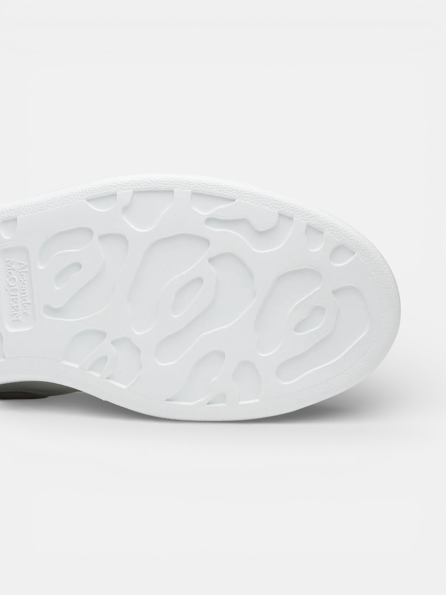 Alexander Alexander McQueen Sneaker White Patchouli – detail view in premium quality with AA+ craftsmanship