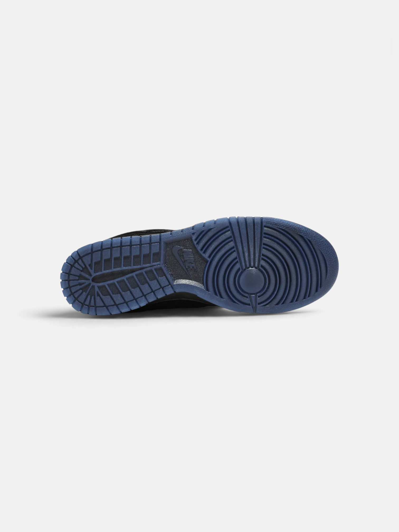 Undefeated Undefeated x Nike Dunk Low Dunk vs AF1 – close-up detail view in premium quality with AA+ craftsmanship