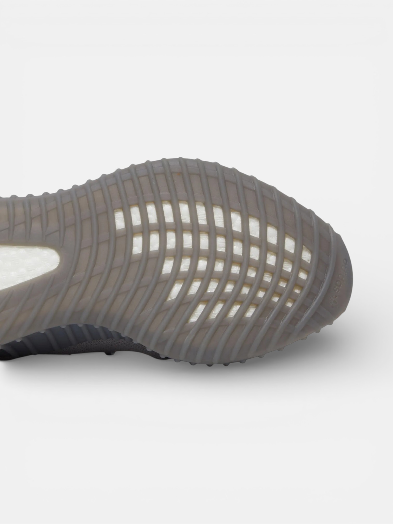 Adidas Adidas Yeezy Boost 350 V2 Steel Grey – detail view in premium quality with AA+ craftsmanship