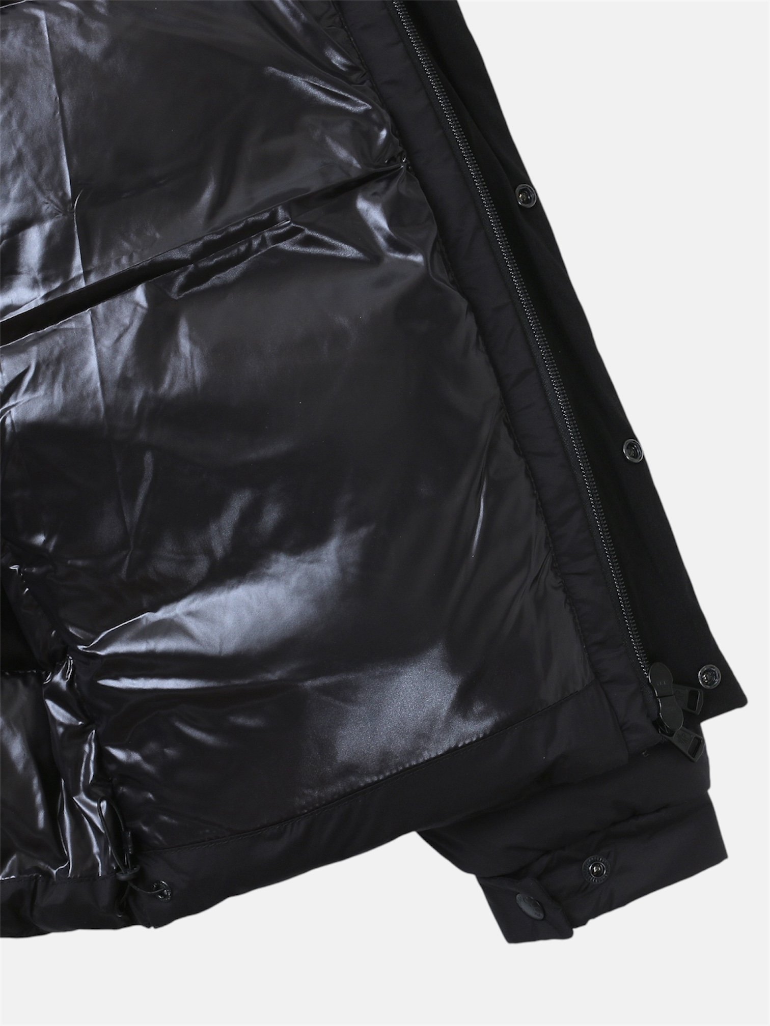 Moncler Moncler Madeira Down Jacket Black – detail view in premium quality with AA+ craftsmanship