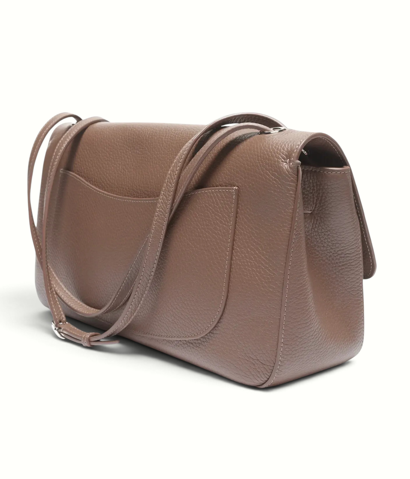 Chanel Chanel Maxi Flap Bag Light Brown Grained Calfskin & Silver Metal – detail view in premium quality with AA+ craftsmanship