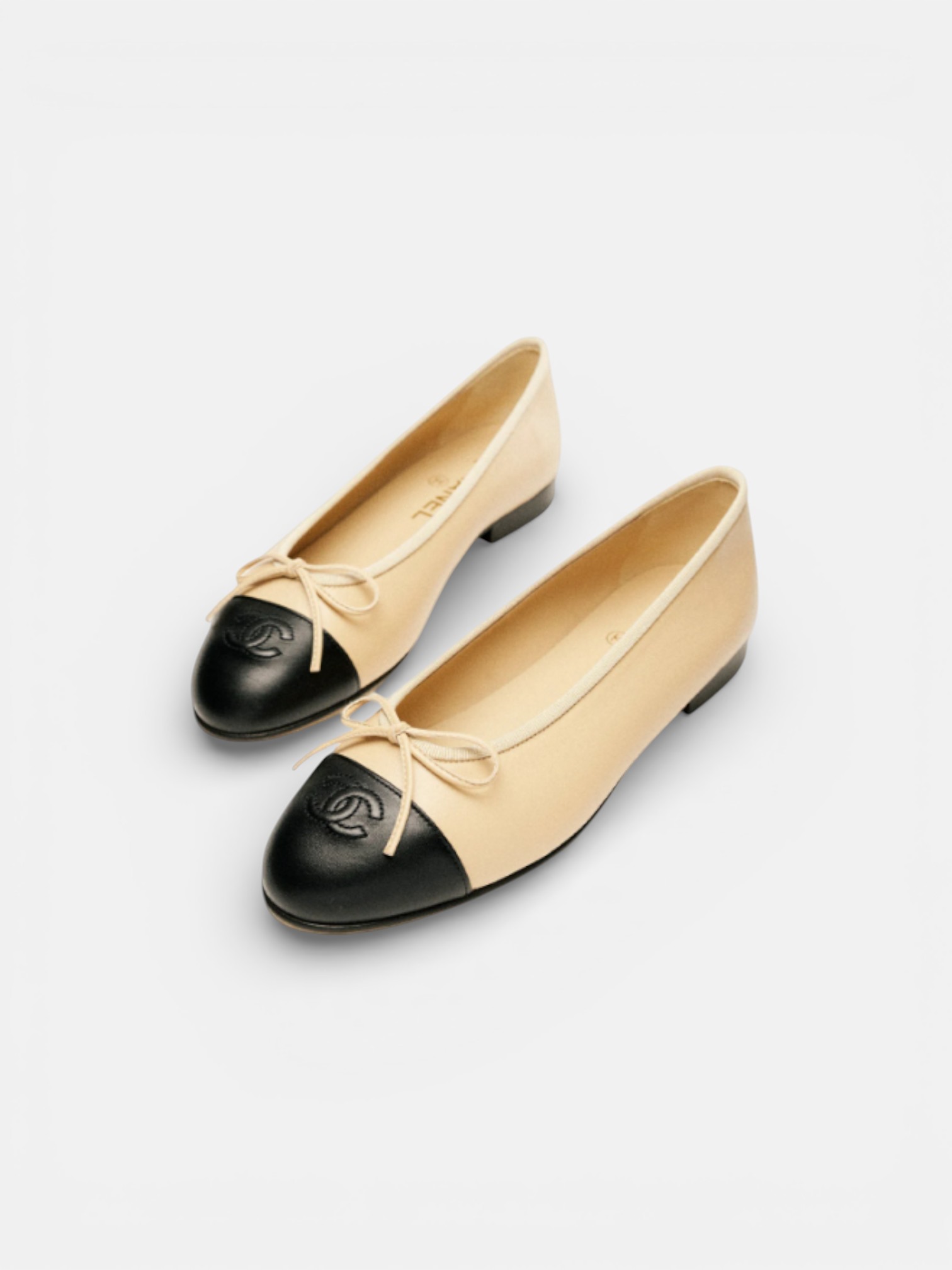 Chanel Chanel Ballet Flats Beige Black – close-up detail view in premium quality with AA+ craftsmanship