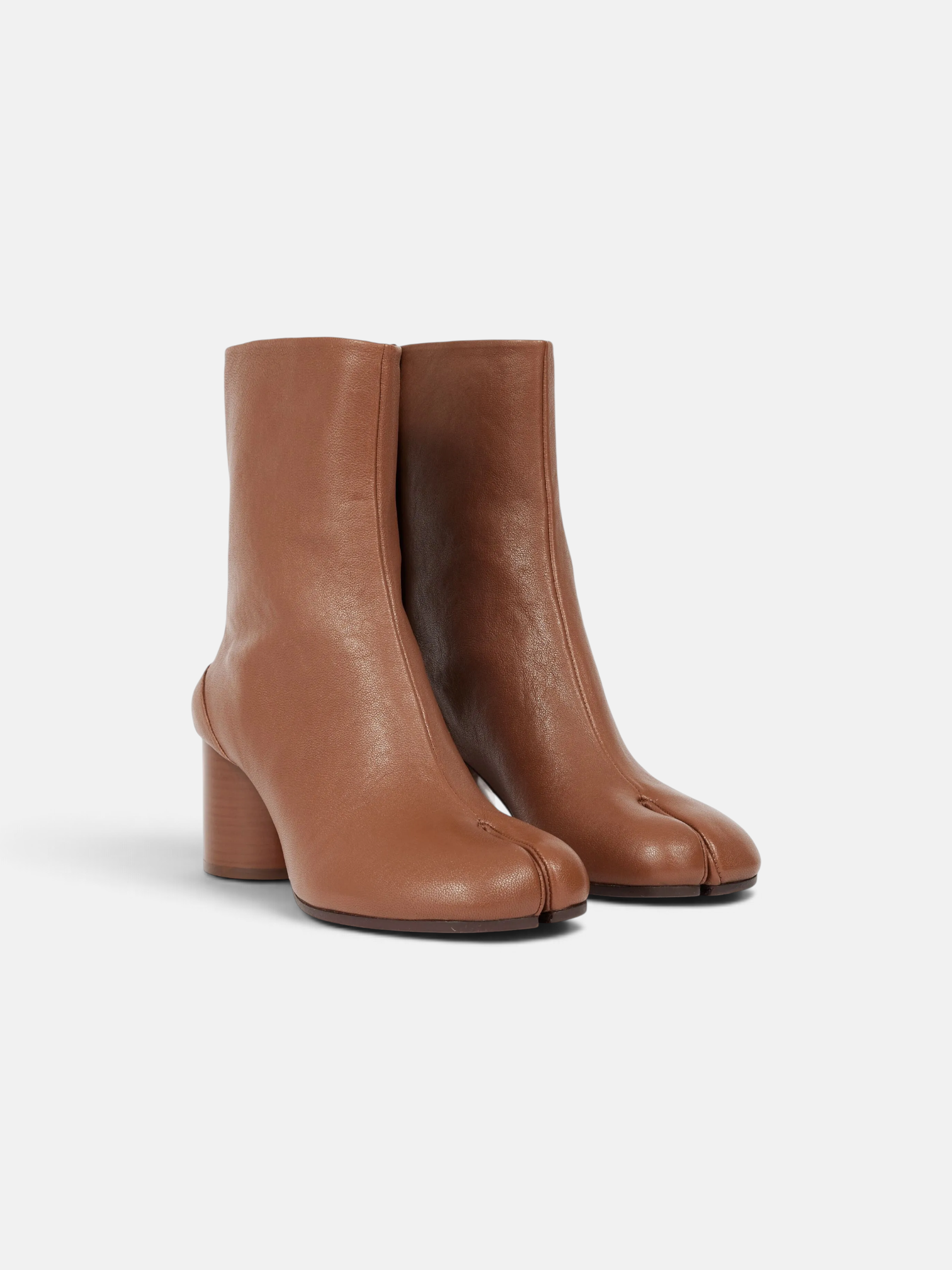 Maison Maison Margiela Tabi Ankle Boots Caramell – side profile view in premium quality with AA+ craftsmanship