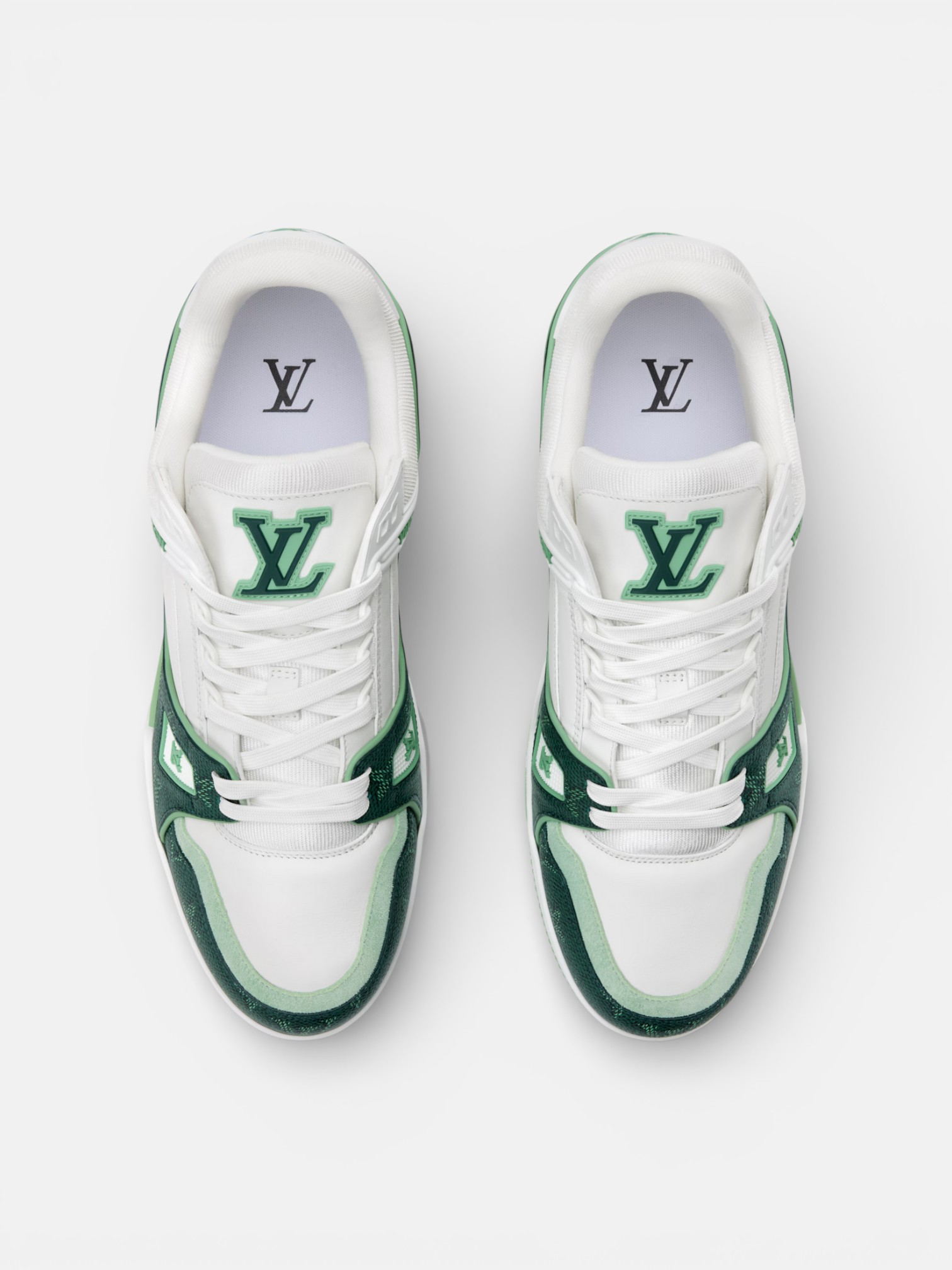 Louis Louis Vuitton Trainer Green White – close-up detail view in premium quality with AA+ craftsmanship