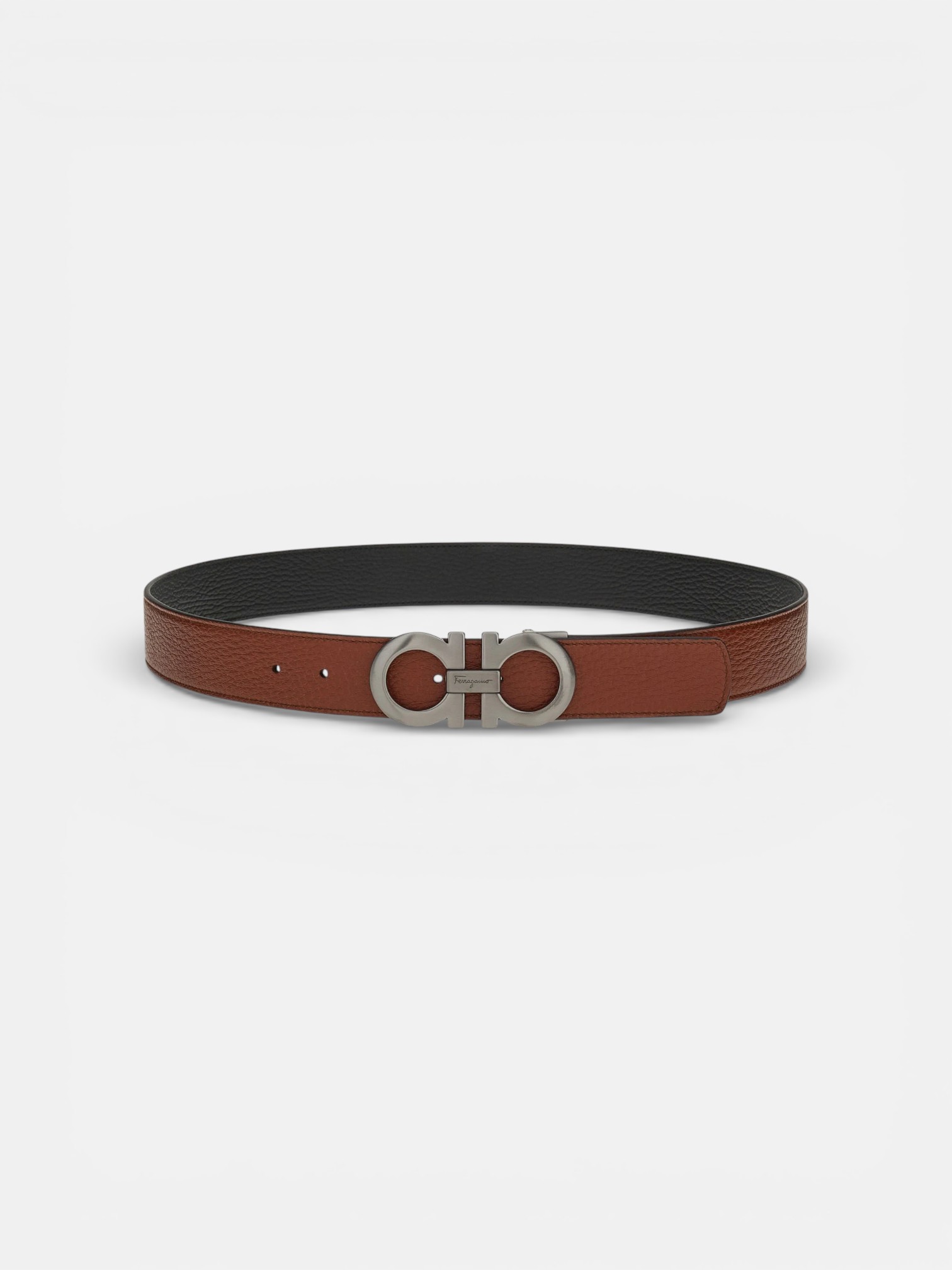 Ferregamo Ferregamo Reversible and Adjustable Belt Cappucino Black – close-up detail view in premium quality with AA+ craftsmanship