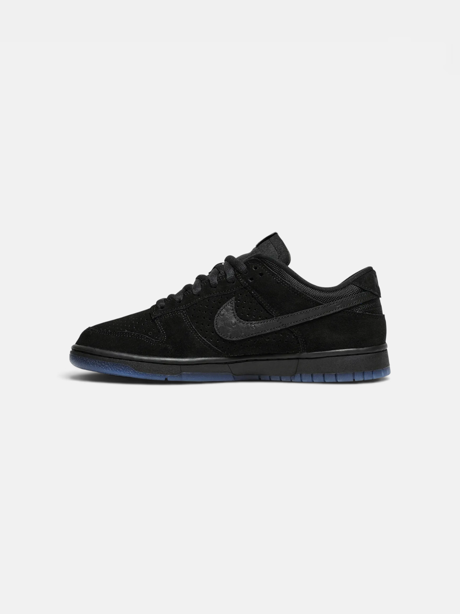 Undefeated Undefeated x Nike Dunk Low Dunk vs AF1 – side profile view in premium quality with AA+ craftsmanship