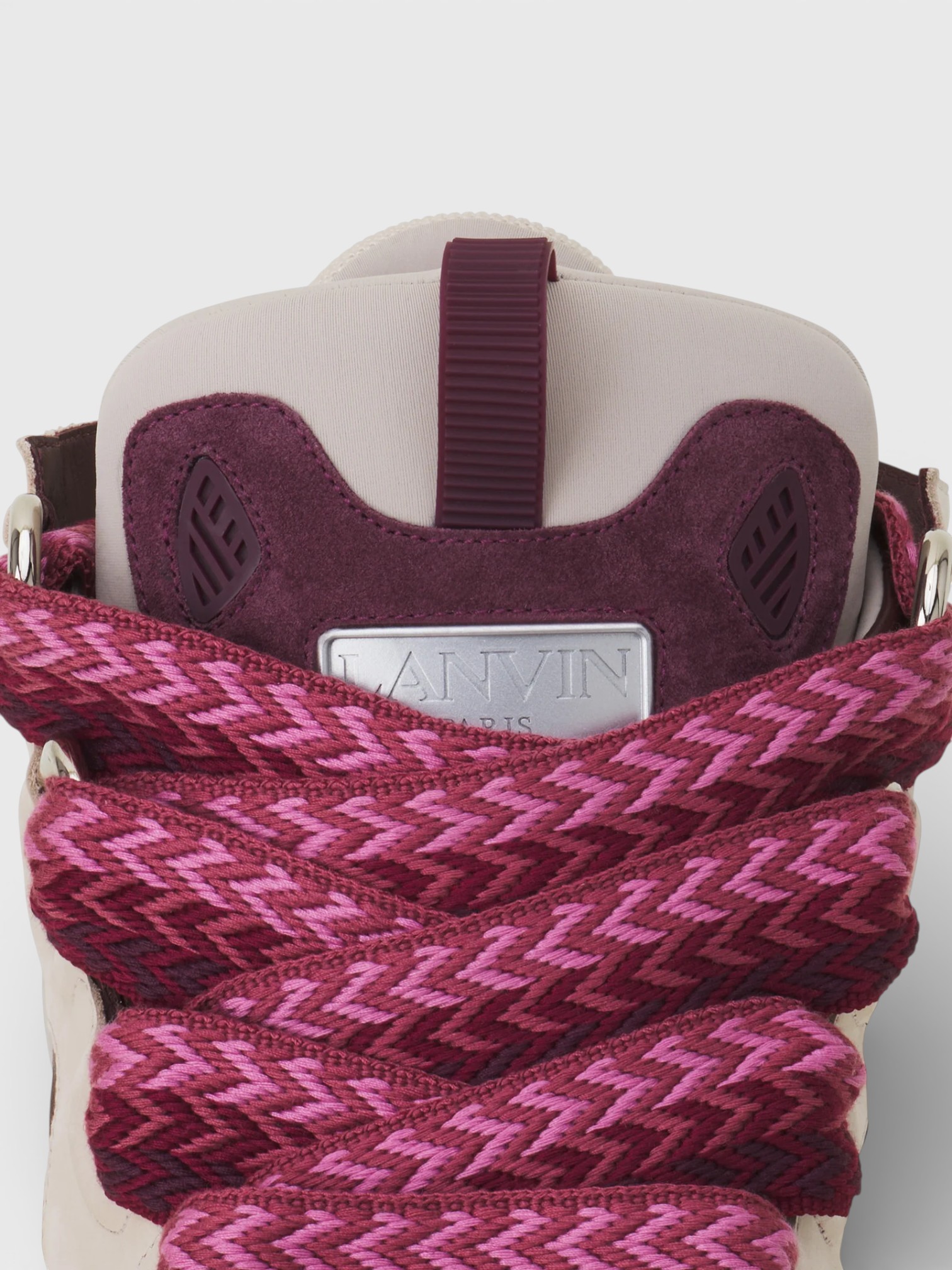 Lanvin Lanvin Curb Sneaker Beige Burgundy – detail view in premium quality with AA+ craftsmanship