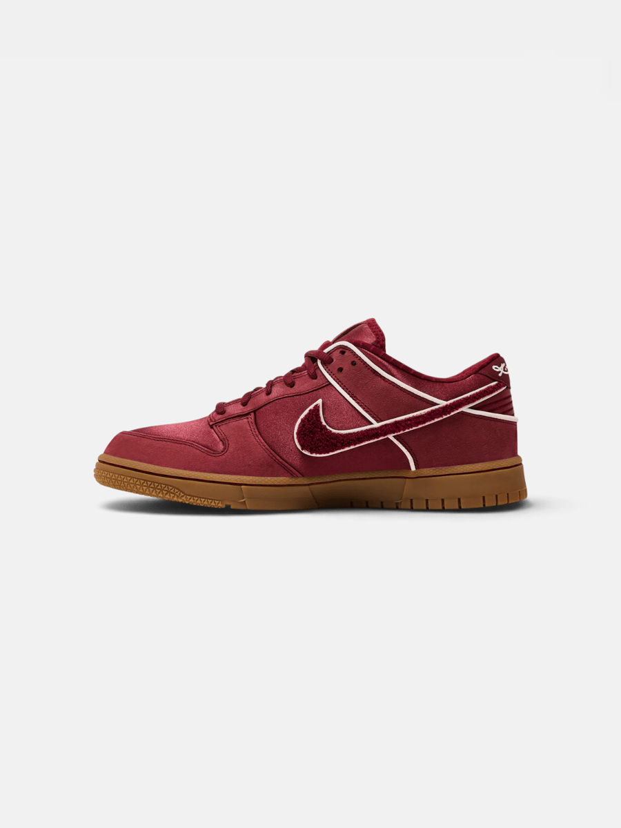 Kobe Bryant x Nike Dunk Low Team Red - Preview
