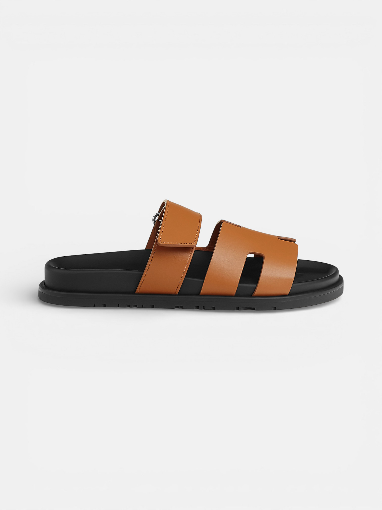 Hermes Hermes Chypre Sandal Naturel – side profile view in premium quality with AA+ craftsmanship