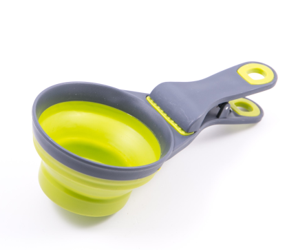 2 In 1 Collapsible Scoop With Bag Clip