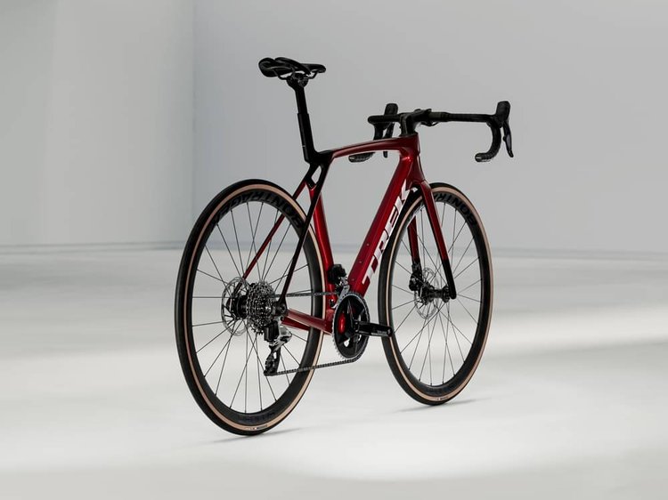 TREK MADONE SL 6 AXS GEN 8 2025 - Review, Test & Price