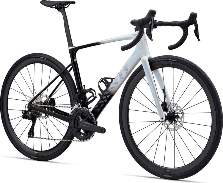 GIANT DEFY ADVANCED PRO 1 - Review, Test & Price