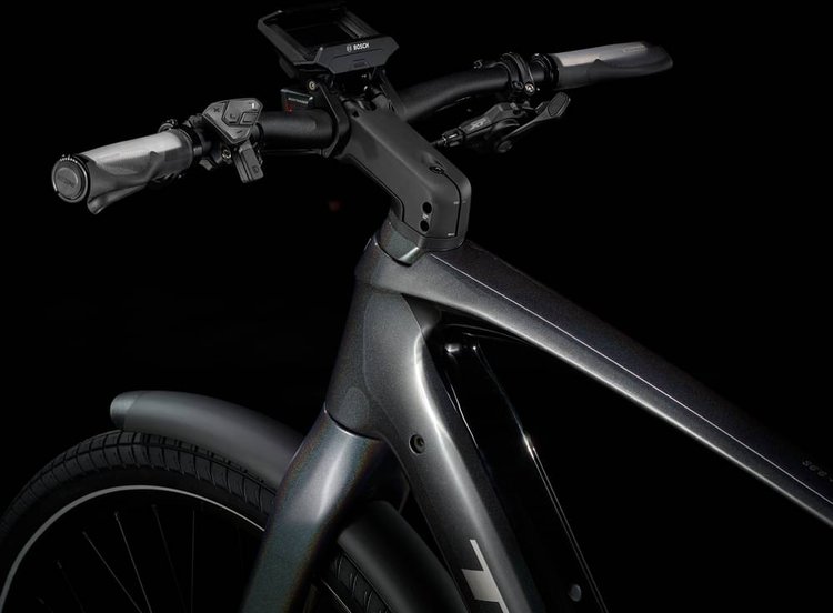 Alan TREK ALLANT+ 9.9S 2022 - Review, Test & Price