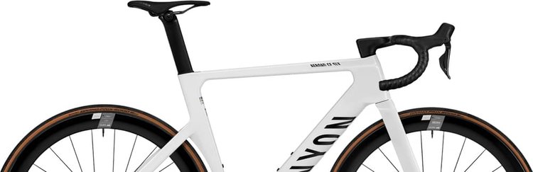 CANYON AEROAD CF SLX 8 DI2 2025 - Review, Test & Price