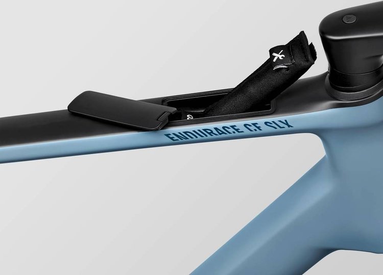CANYON ENDURACE CF SLX 7 AXS - Review, Weight & Price