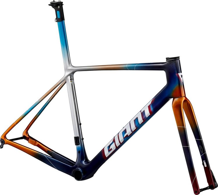 GIANT TCR ADVANCED SL TEAM FRAMESET 2025 - Review, Test & Price