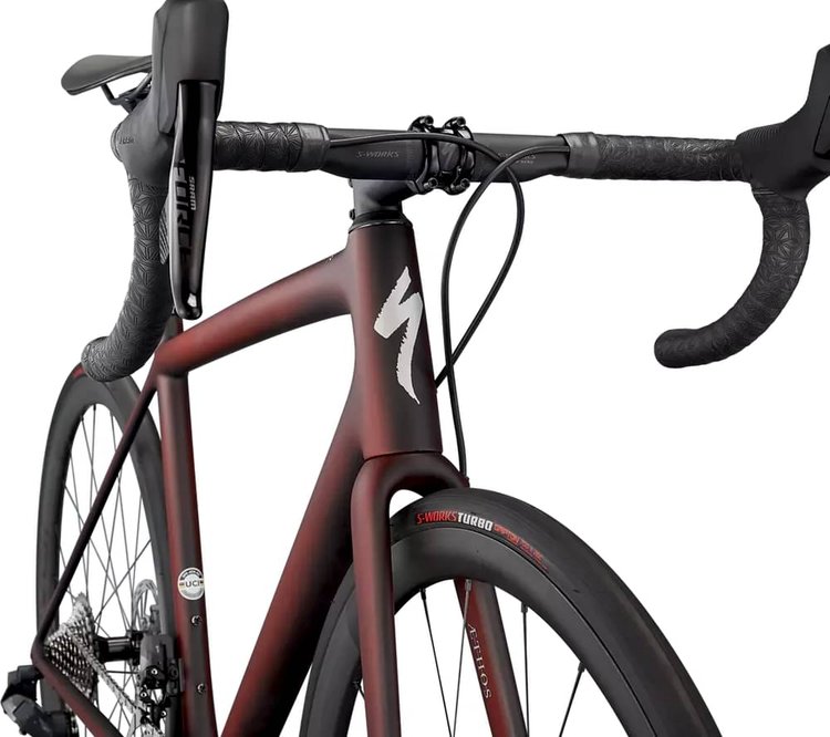 SPECIALIZED AETHOS PRO SRAM FORCE ETAP AXS 2023 Review, Weight