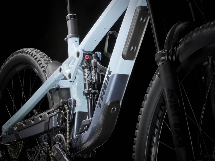 TREK SLASH 8 GEN 6 2024 - Review, Specs & Price