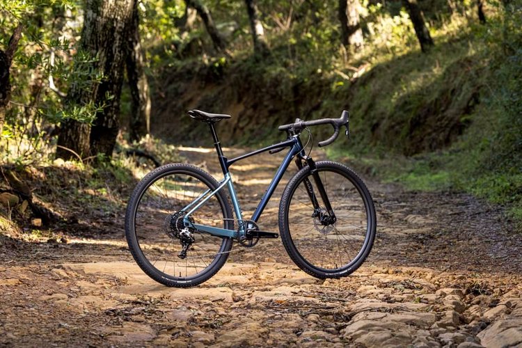 GIANT REVOLT X 1 2023 - Specs, Review, Test & Price