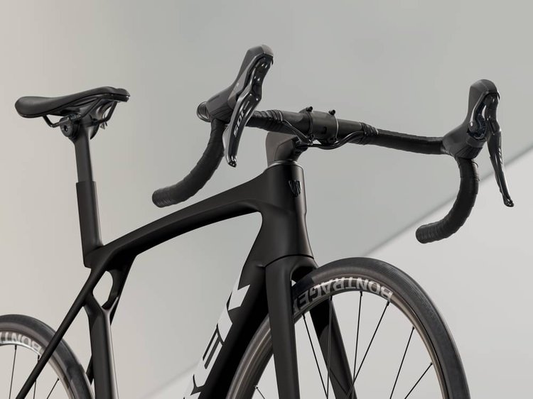TREK MADONE SL 5 GEN 8 2025 - Review, Test & Price