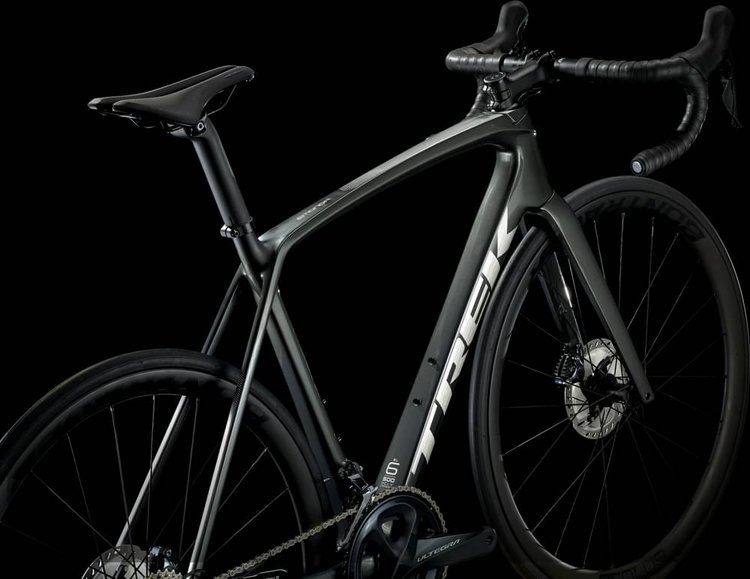 【美品】TREK EMONDA SL6 DISC ULTEGRA組み　2022 TREK ÉMONDA SL 6 DISC PRO - Review, Test & Price