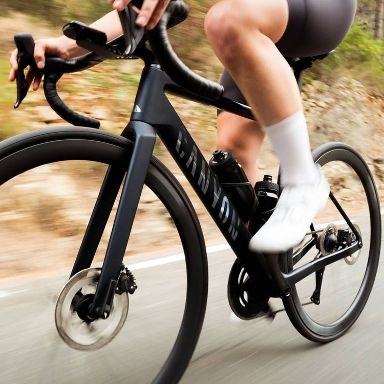 CANYON ULTIMATE CF SLX 8 AXS 2027 - Review, Test & Price