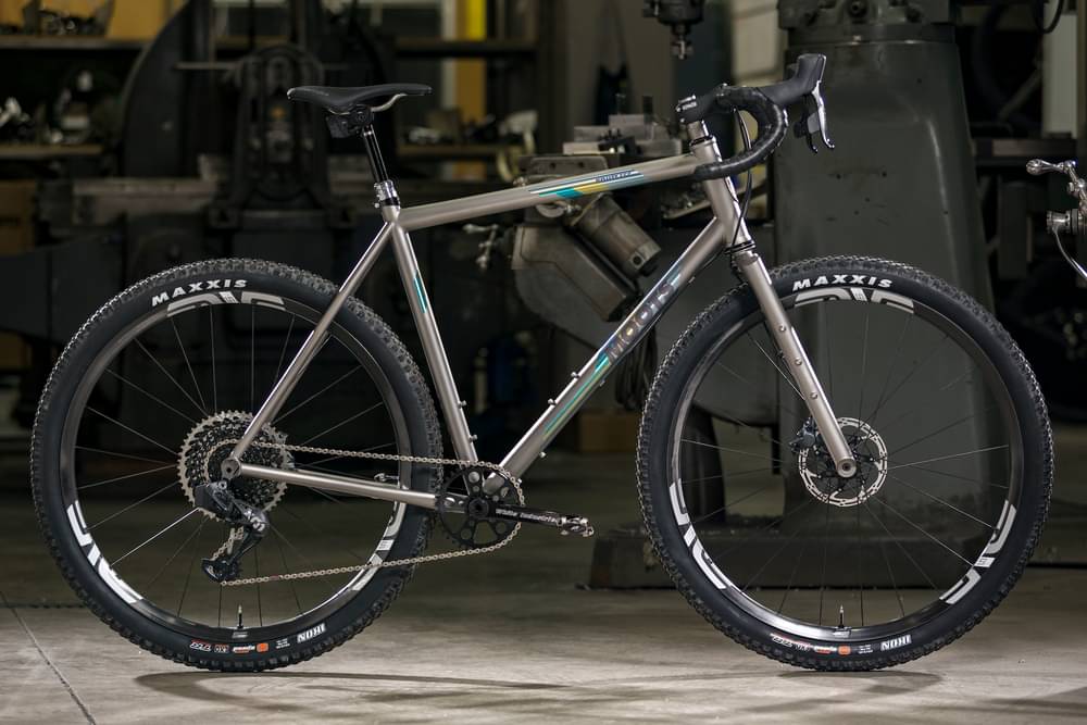 MOOTS ROUTT ESC SRAM AXS 2023 - Review, Test & Price