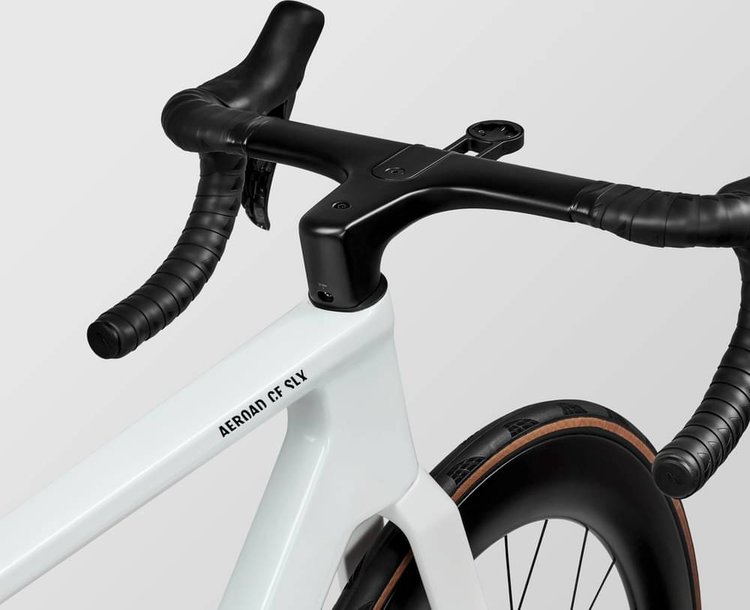 CANYON AEROAD CF SLX 8 DI2 SPEED 2025 - Test, Opiniones y Precio