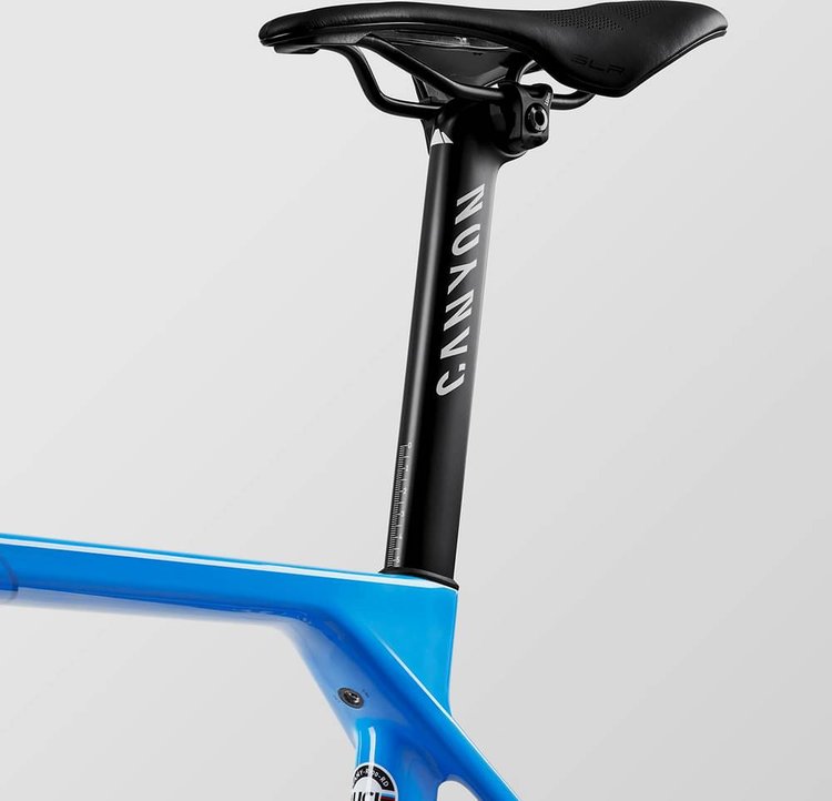 canyon ultimate cf sl8.0 Mサイズ Road Bikes: 2024 Canyon Ultimate CF SL 8 Aero Road Bike