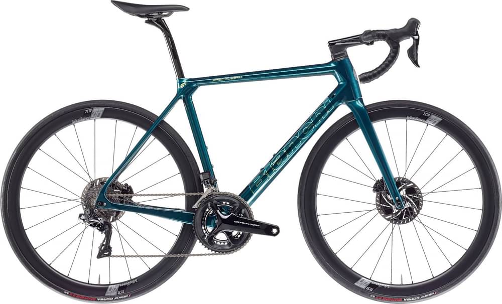 BIANCHI SPECIALISSIMA ULTEGRA DI2 - Review, Test & Price