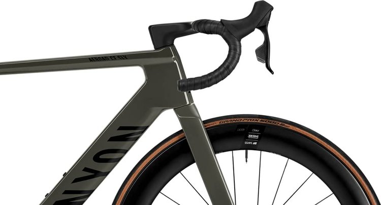 2025 CANYON AEROAD CF SLX XSサイズ フレーム&コンポ 2025 Canyon Aeroad CF SLX 7 Di2 R4 Road Bike