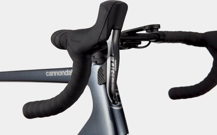 CANNONDALE SUPERSIX EVO CARBON DISC FORCE AXS 2022 - Review, Test