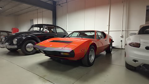 The Iconic Design of a De Tomaso Pantera Desktop Preview