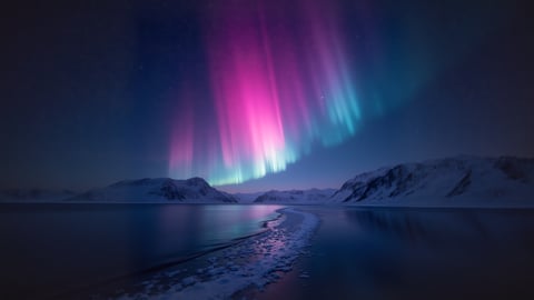 Northern Lights Over Alaska Mobile Preview