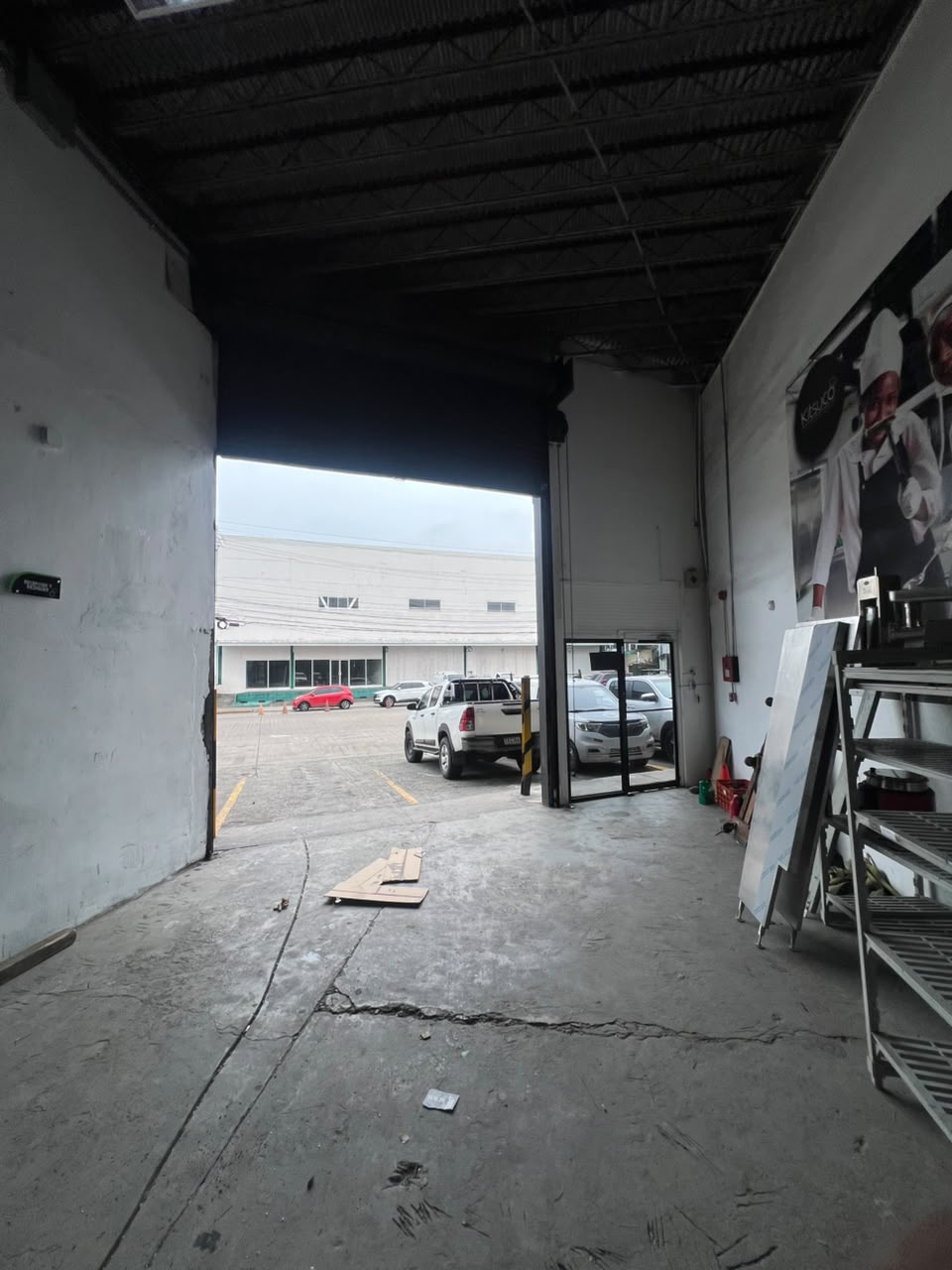 Show Room